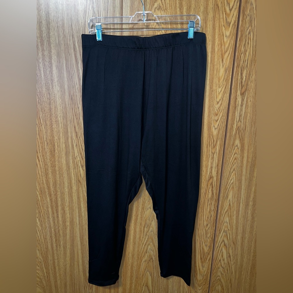 (3) pair of black buttery soft leggings size 2x